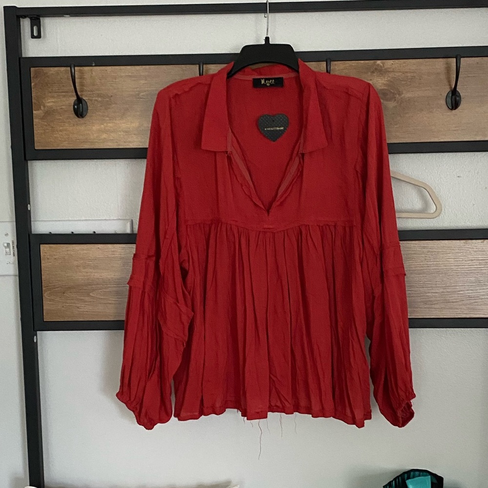 NWT! Impressions top